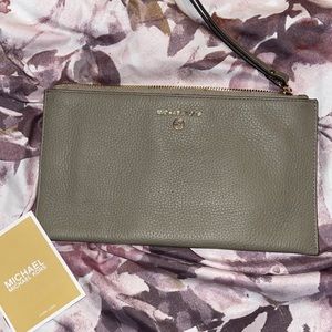 Michael Kors oversize wallet